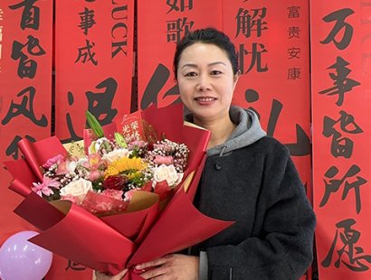 青岛信瑞亚首位员工光荣退休仪式深情落幕！