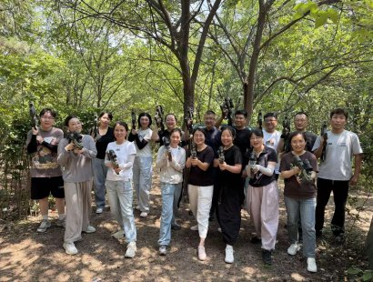 枪声与蝉鸣：一场烈日下的“战术团建”